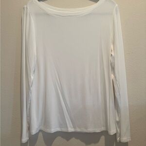 Classic White Long-Sleeve Women’s Top